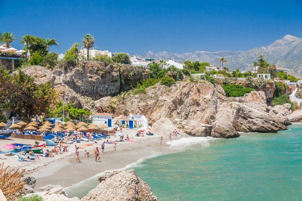 Apartamento En Nerja Esterno foto