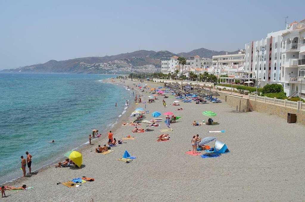 Apartamento En Nerja Esterno foto